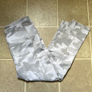 Apana Camo Medium leggings